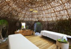 Six senses laamu spa treatment room 1280
