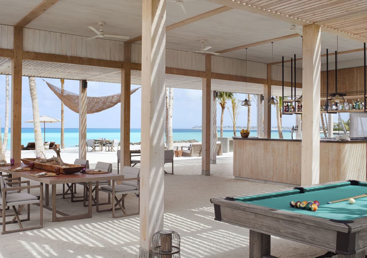 The ritz carlton maldives beach shack interior 1280