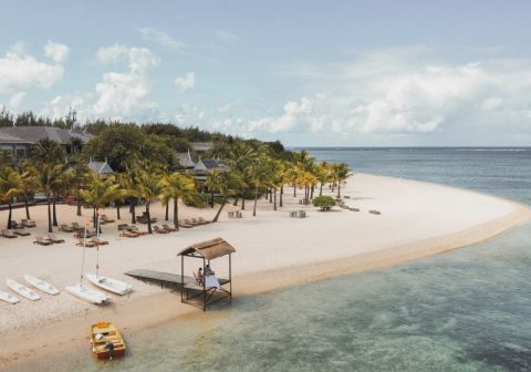 Jw marriott mauritius resort jw marriott mauritius view of private beach 1280