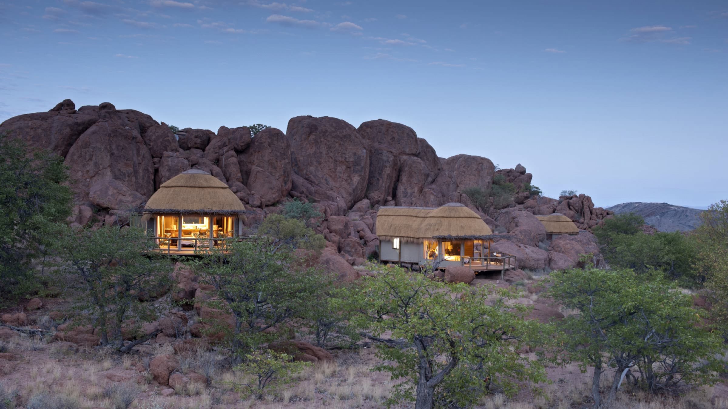 Mowani mountain camp exterior at night 2400