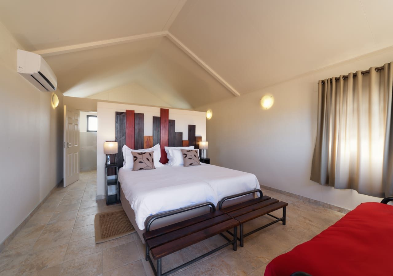 Desert camp camp bedroom with ensuite 1280