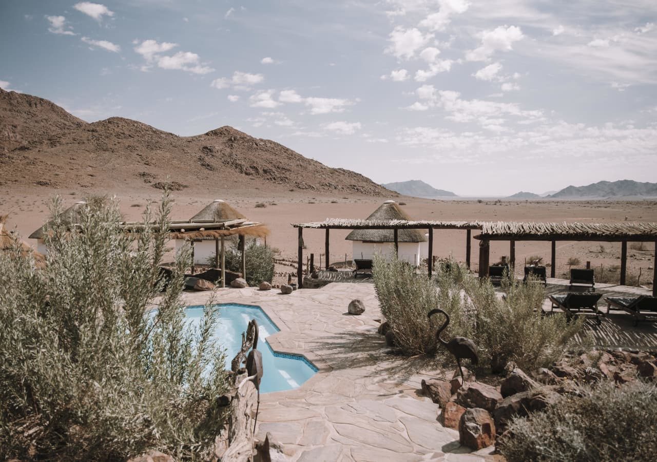 Desert homestead lodge pool view 1280