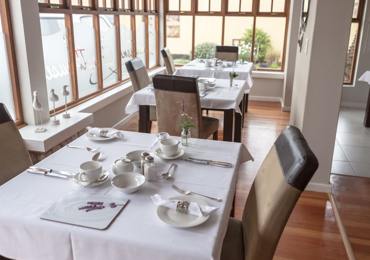 Cornerstone guesthouse breakfast room 1280