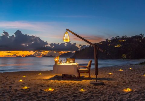 Anantara maia seychelles villas romantic beach dinner 1280