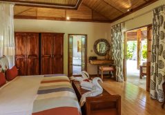 Denis private island cottage bedroom 1280
