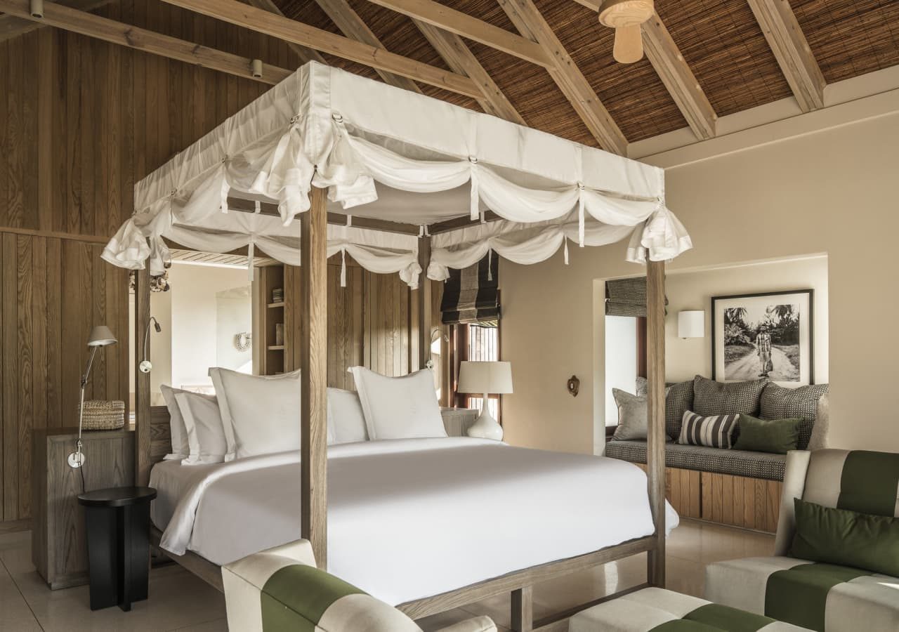Four seasons resort seychelles at desroches island guest bedroom 1280