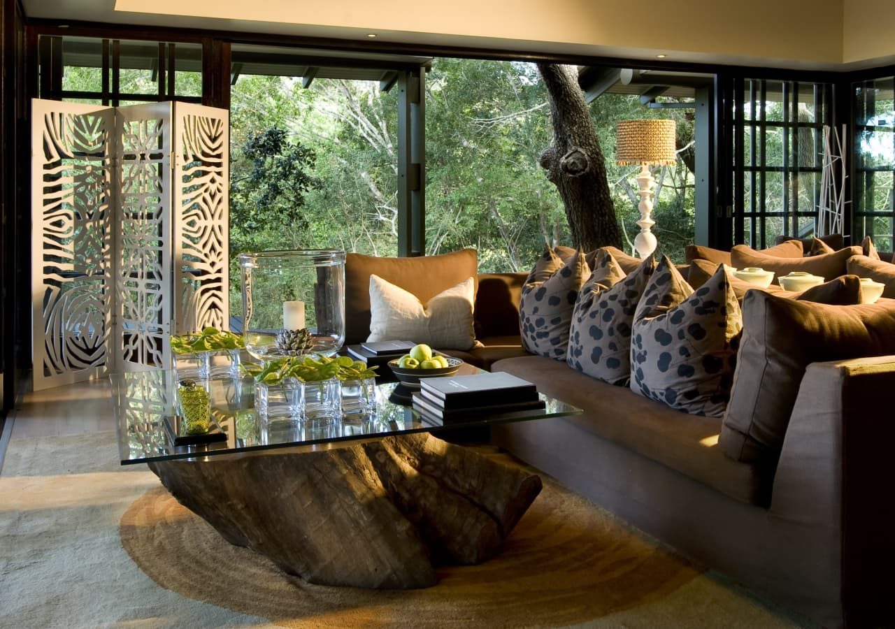 Phinda forest lodge indoor lounge area 1280