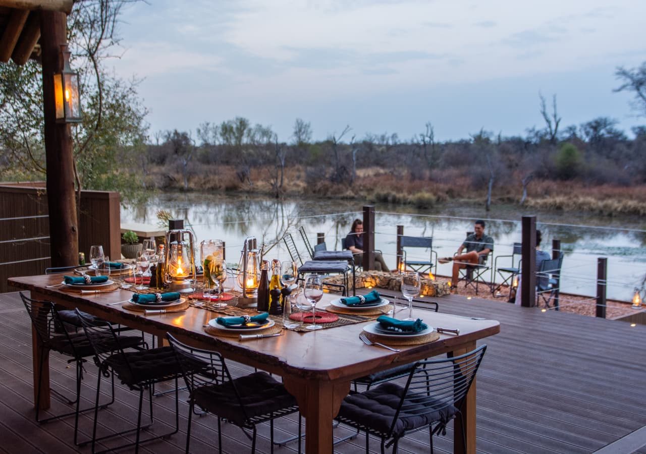 Marataba founders camp dining on the deck 1280