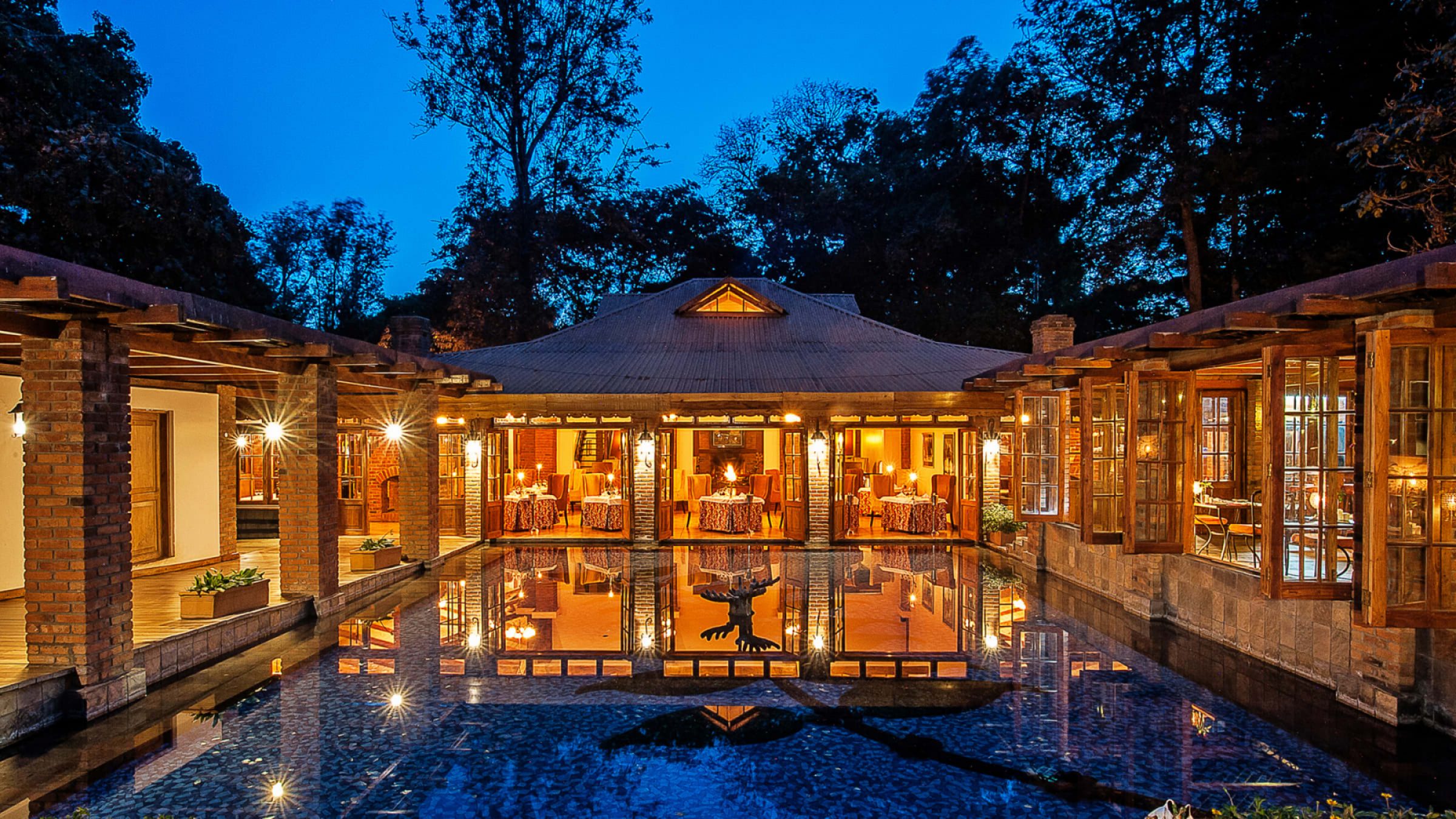 Arusha coffee lodge restaurant exterior 2400