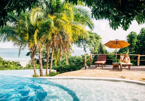 Fundu lagoon swimming pool 1280