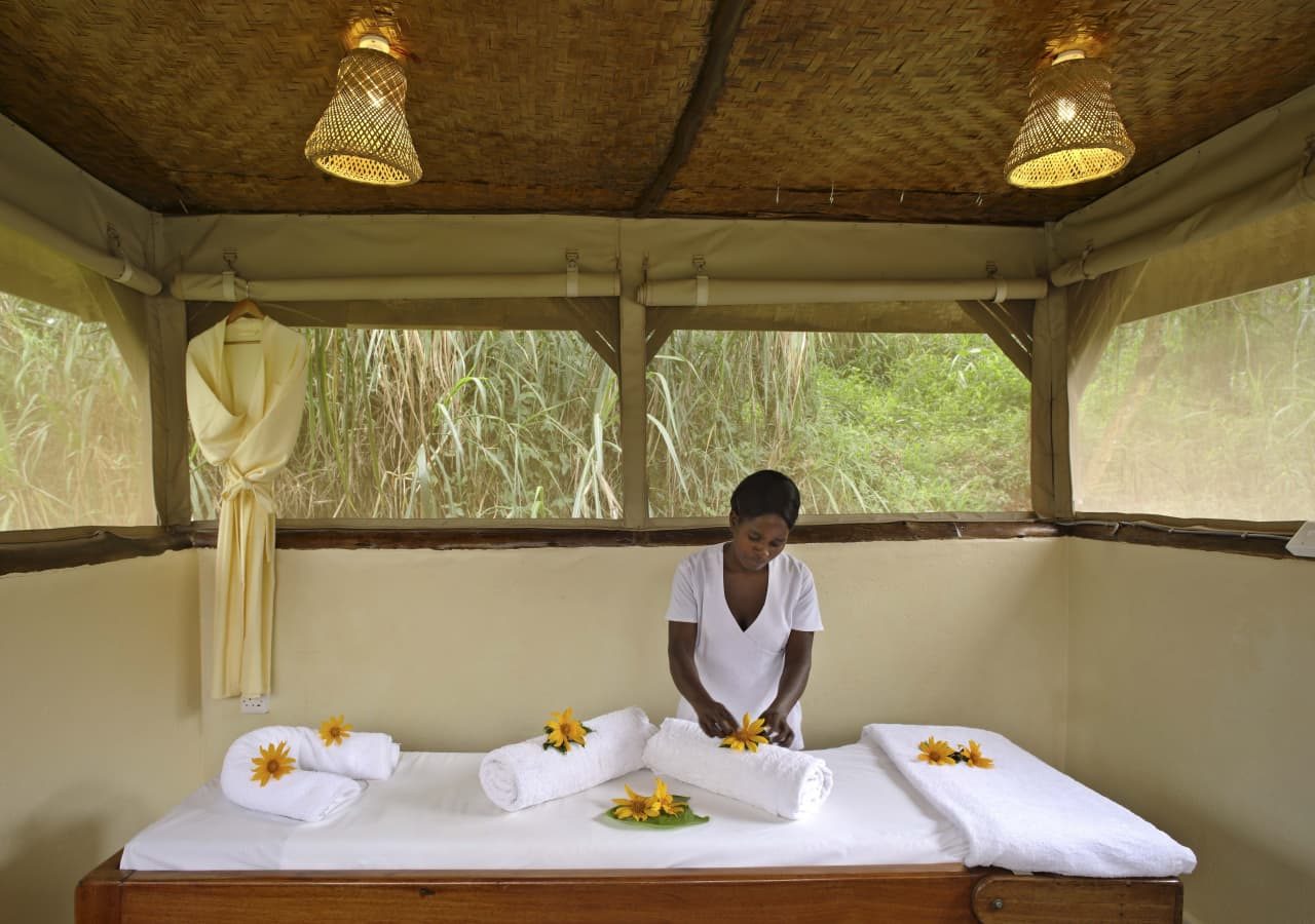Silverback lodge enjoy spa treatments 1280