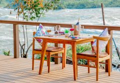 Wildwaters lodge dining by the river 1280