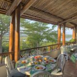 Paraa safari lodge breakfast on the terrace 1280