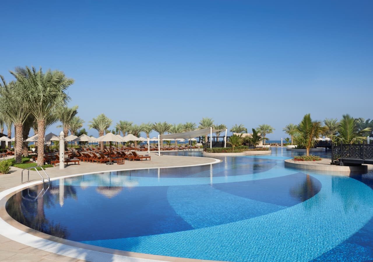 Waldorf astoria ras al khaimah waldorf astoria ras al khaimah pool with ocean view 1280