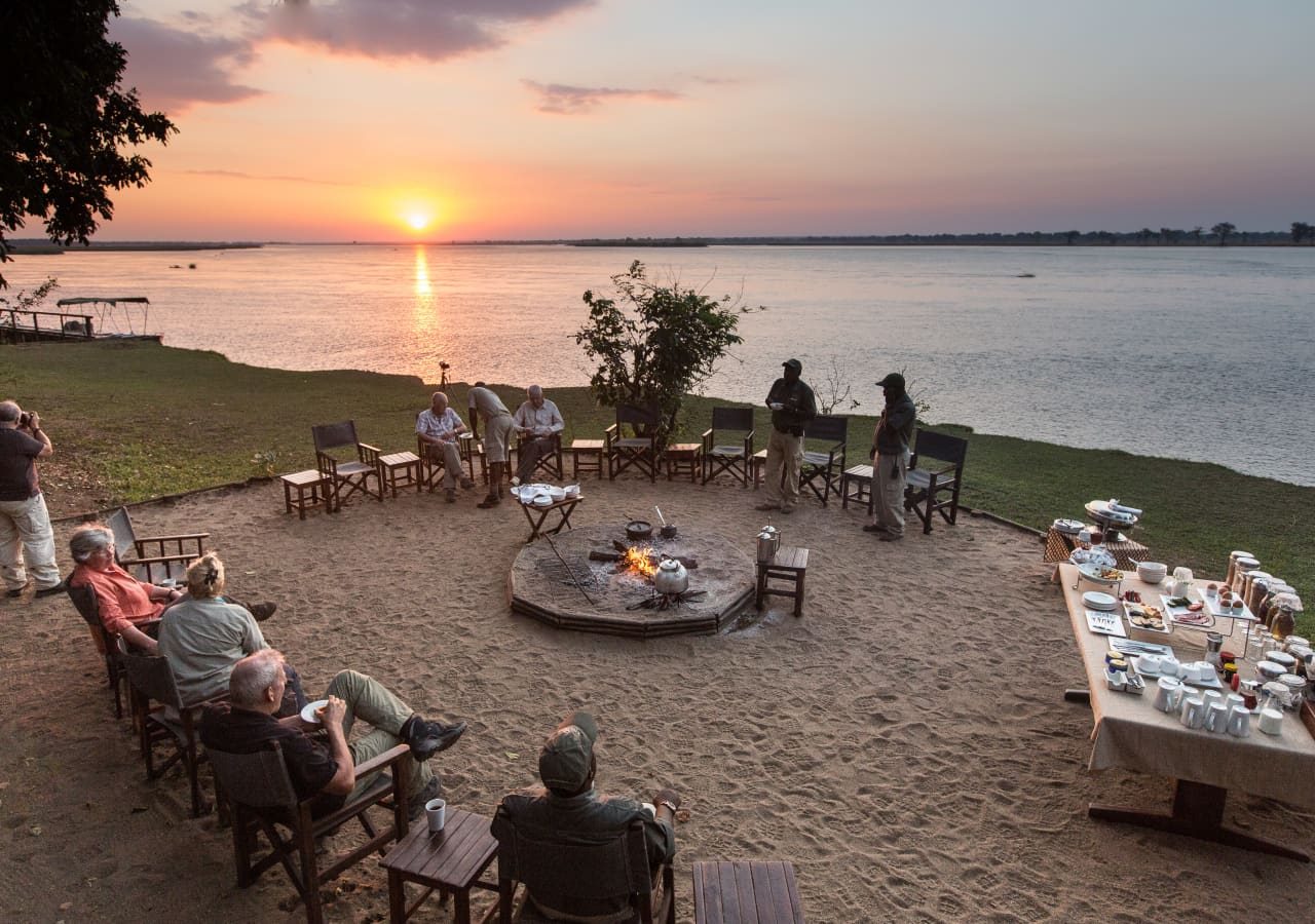 Chiawa camp sunrise campfire 1280