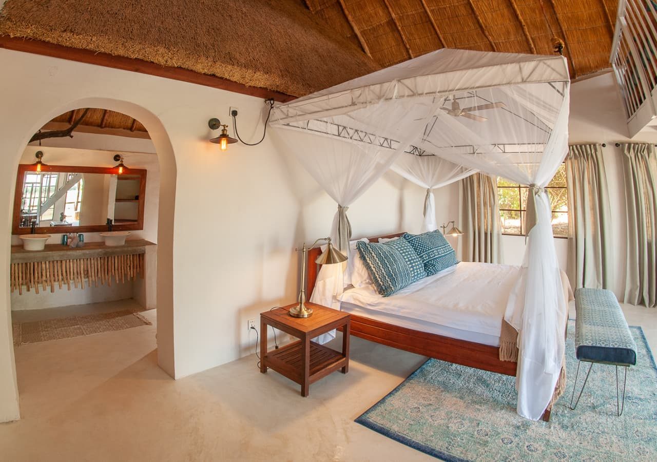 Kafunta river lodge luxury suite 1280