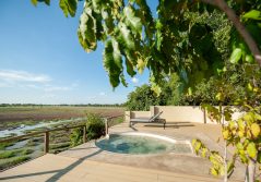 Kafunta river lodge hot tub pool 1280