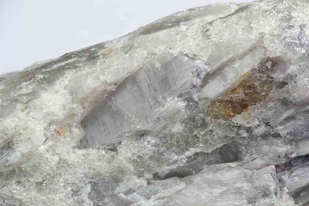 Lithium spodumene