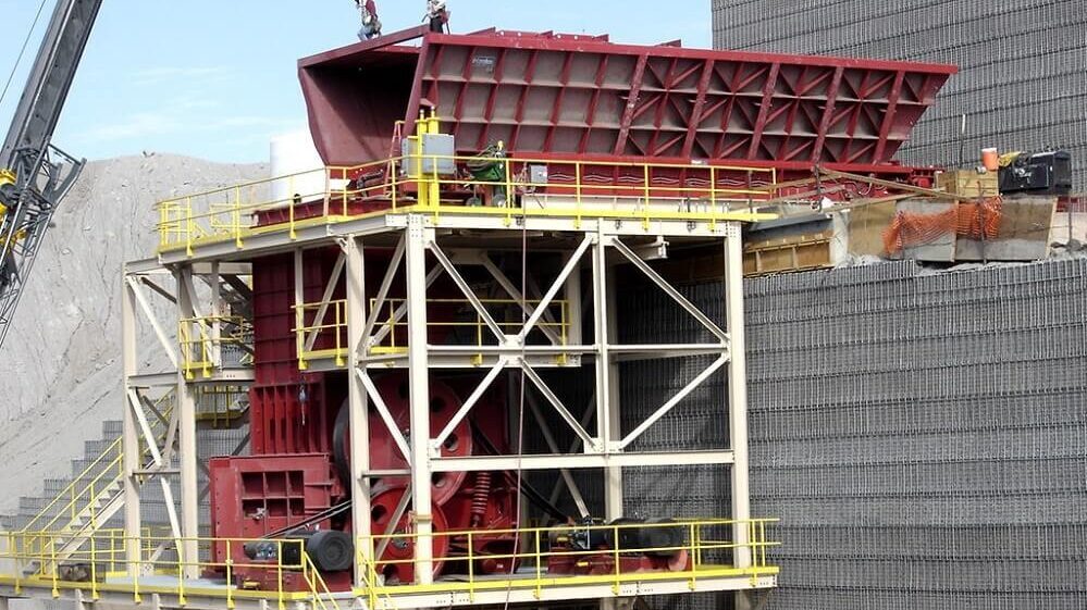 Triple roll crusher 2