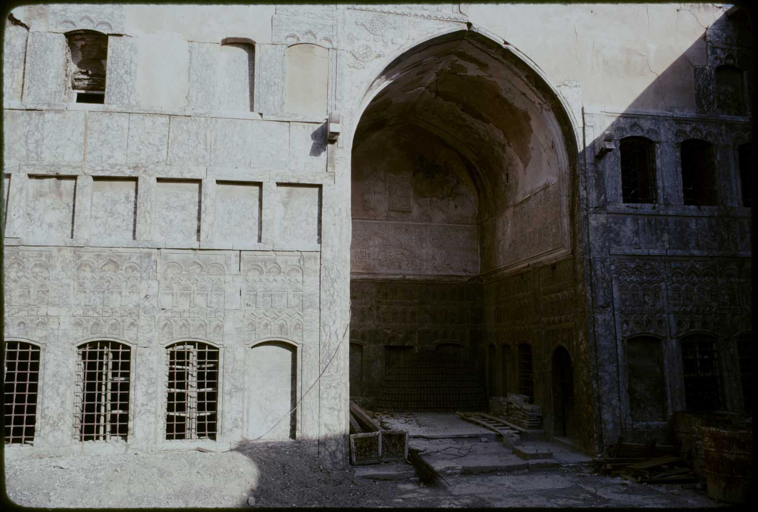 Ottoman Houses of Mosul Courtyard, view of east facade and iwan