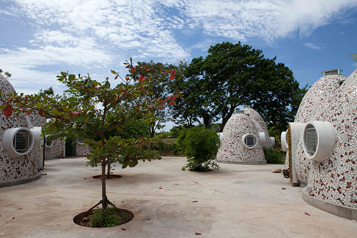 Volontariat Home For Homeless Children The Various Home Clusters Are Connected Through A Common Central Courtyard Archnet