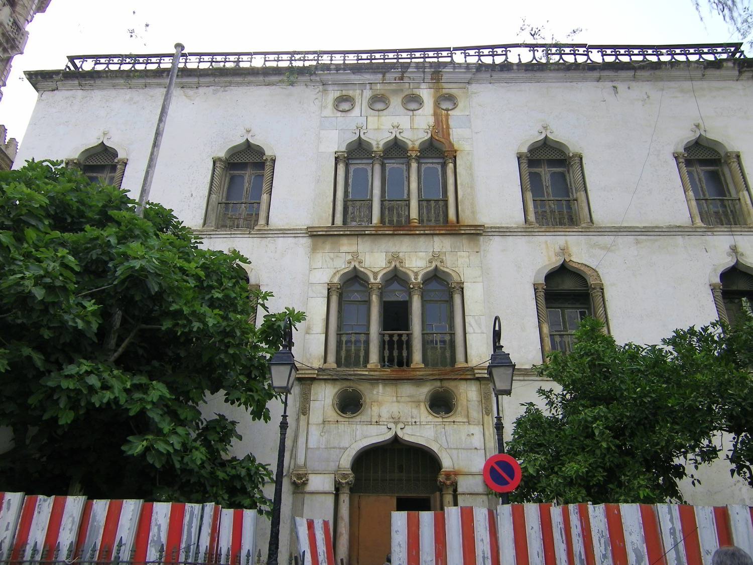 Dar Hassan Pacha Exterior view of a tripartite window with a