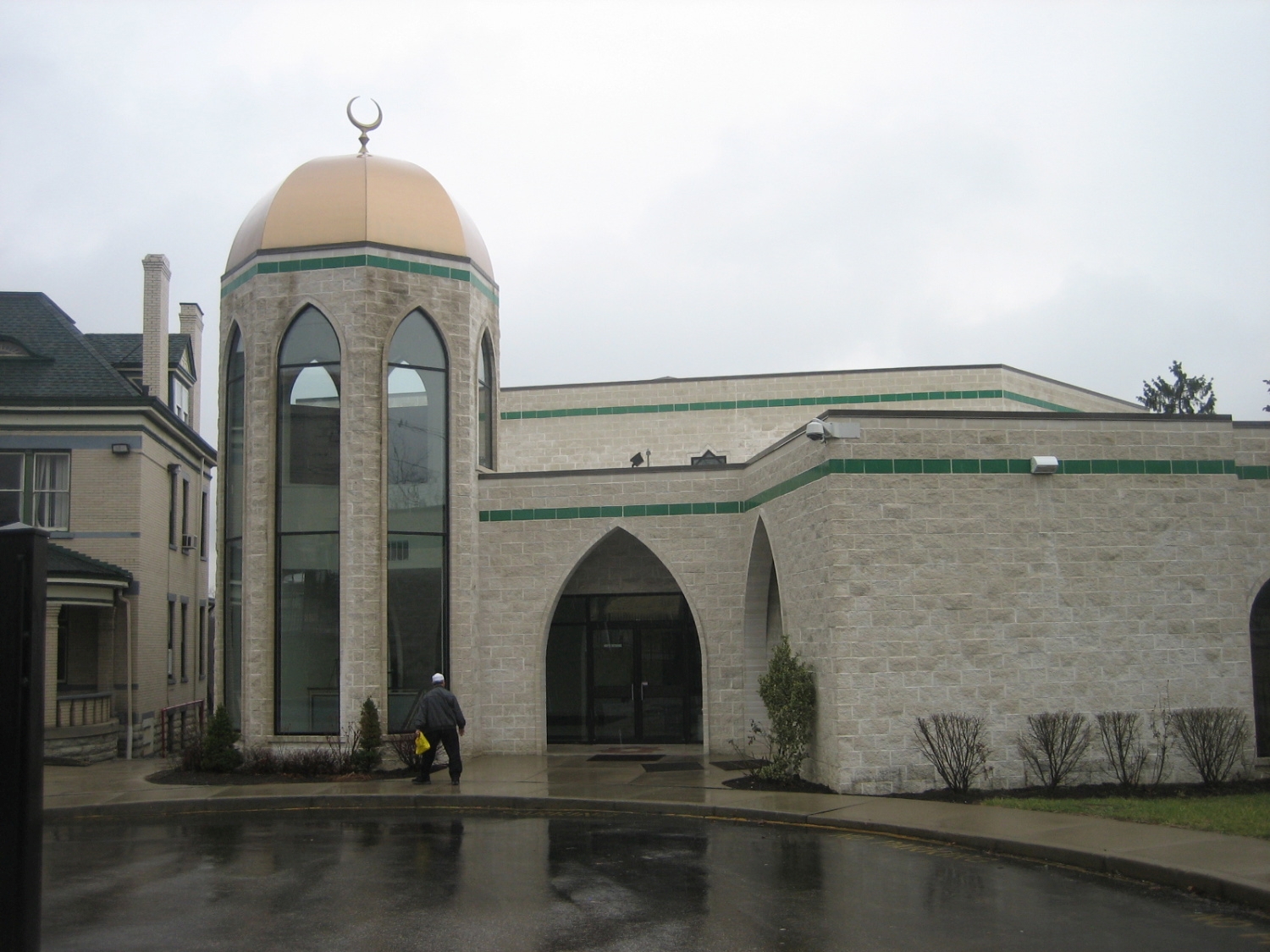 Clifton Mosque Entrance facade
