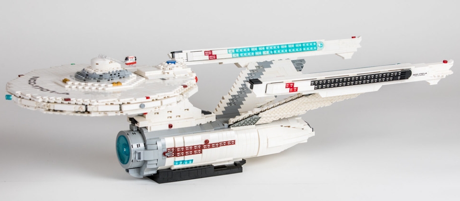The Best LEGO® Star Trek Sets (And MOCs) | Custom LEGO® Models / MOCs with Building Instructions James Dart Enterprise USS 1701-A Enterprise 2