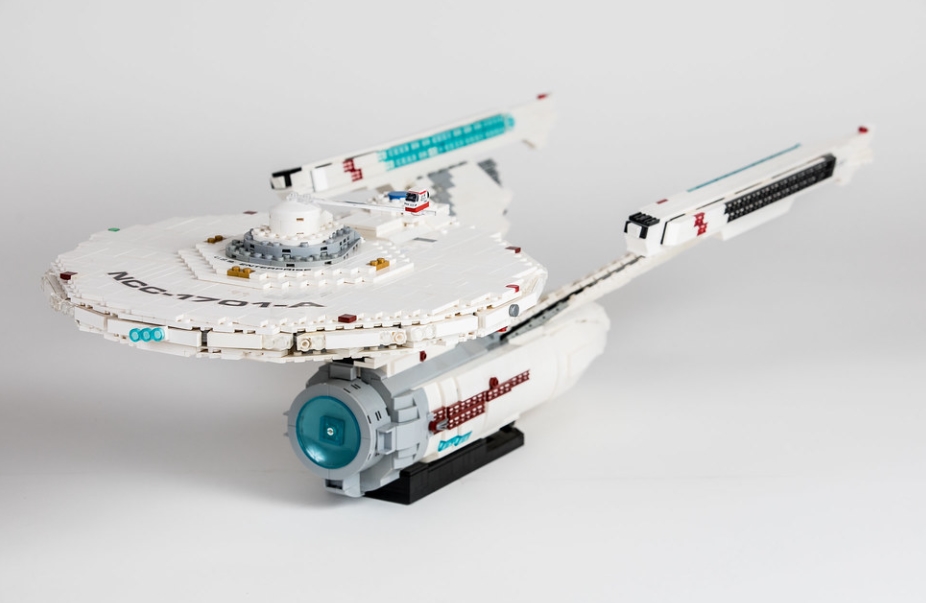 The Best LEGO® Star Trek Sets (And MOCs) | Custom LEGO® Models / MOCs with Building Instructions James Dart Enterprise USS 1701-A Enterprise