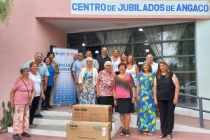 La Cruzada Solidaria del Adulto Mayor llegó a Angaco.