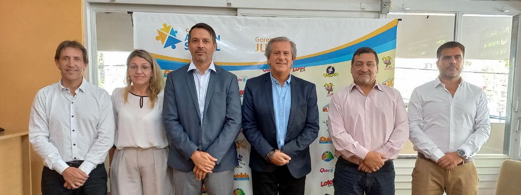 El Presidente de Juegos Internacionales S.A. visita San Juan para fortalecer la relación con la Caja de Acción Social.