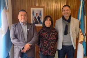 Felicitamos a María Eugenia Moya por su Nuevo Logro Académico.