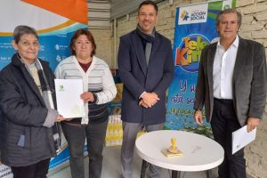 Donación de Alimentos a CARITAS por la Caja de Acción Social y Telekino