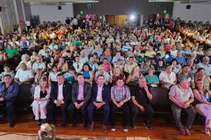 Multitudinaria convocatoria en el sorteo de cupones no premiados de la Caja de Acción Social.