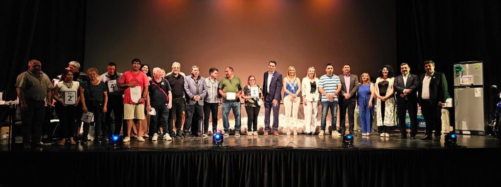 Multitudinaria convocatoria en el sorteo de cupones no premiados de la Caja de Acción Social.
