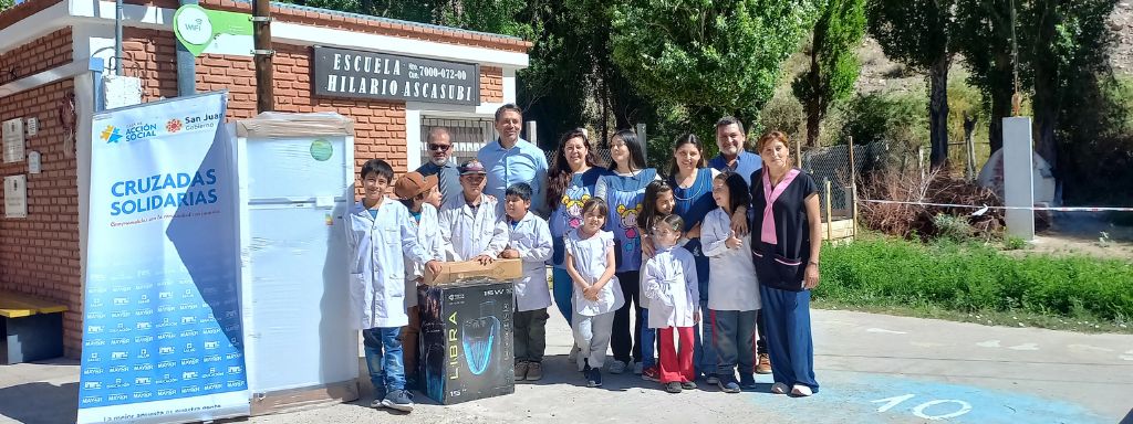 La Caja de Acción Social entregó premios de Cruzadas Solidarias en escuelas alejadas del departamento Iglesia