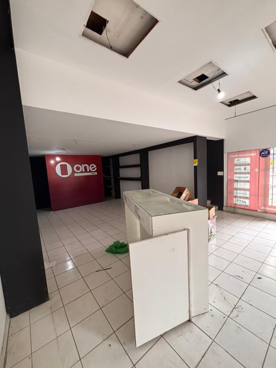 LOCAL 100 M2 ESQUINA LIBERTADOR PLANTA LIBRE CAPITAL - Foto 4