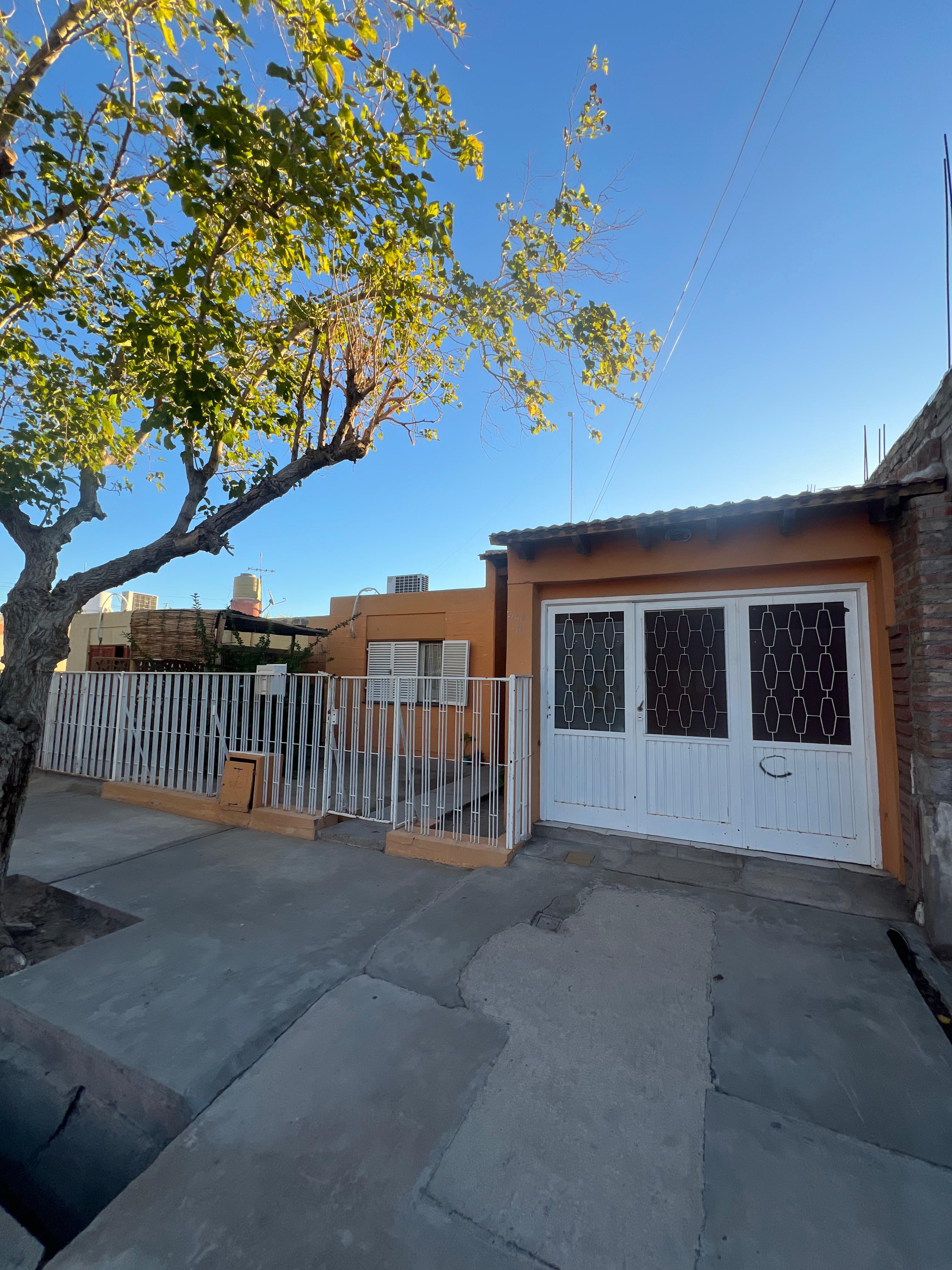 CASA 4 AMBIENTES PATIO DEPÓSITO LAVADERO BARRIO LOS ALERCES