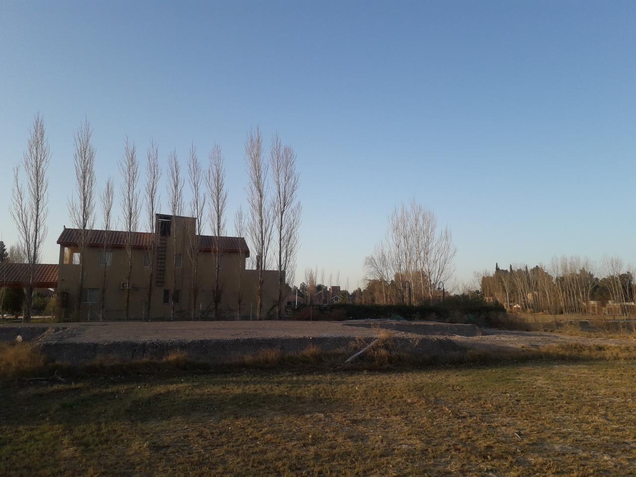 LOTE 1873 M2 CLUB AMANCAY GOLF 18 HOYOS
