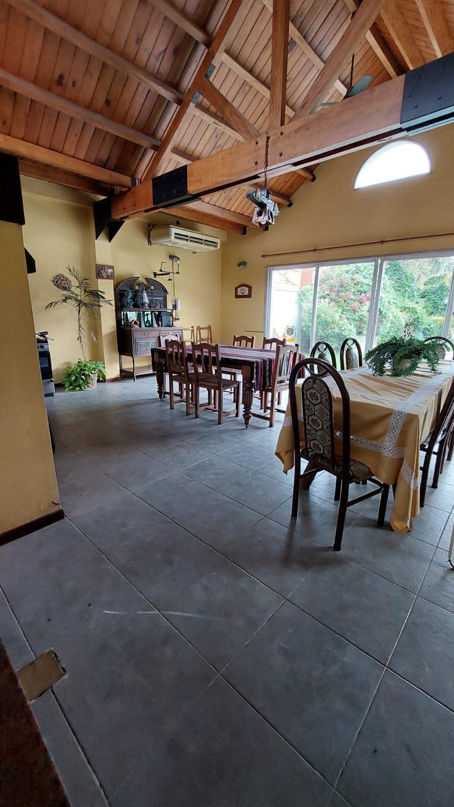 CASA 6 AMBIENTES PISCINA QUINCHO COCHERA DOBLE SANTA LUCÍA - Foto 19