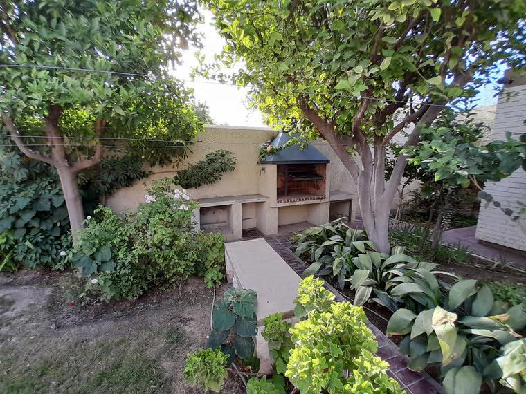 Casa en Barrio Residencial, excelente ubicacion! - Foto 16