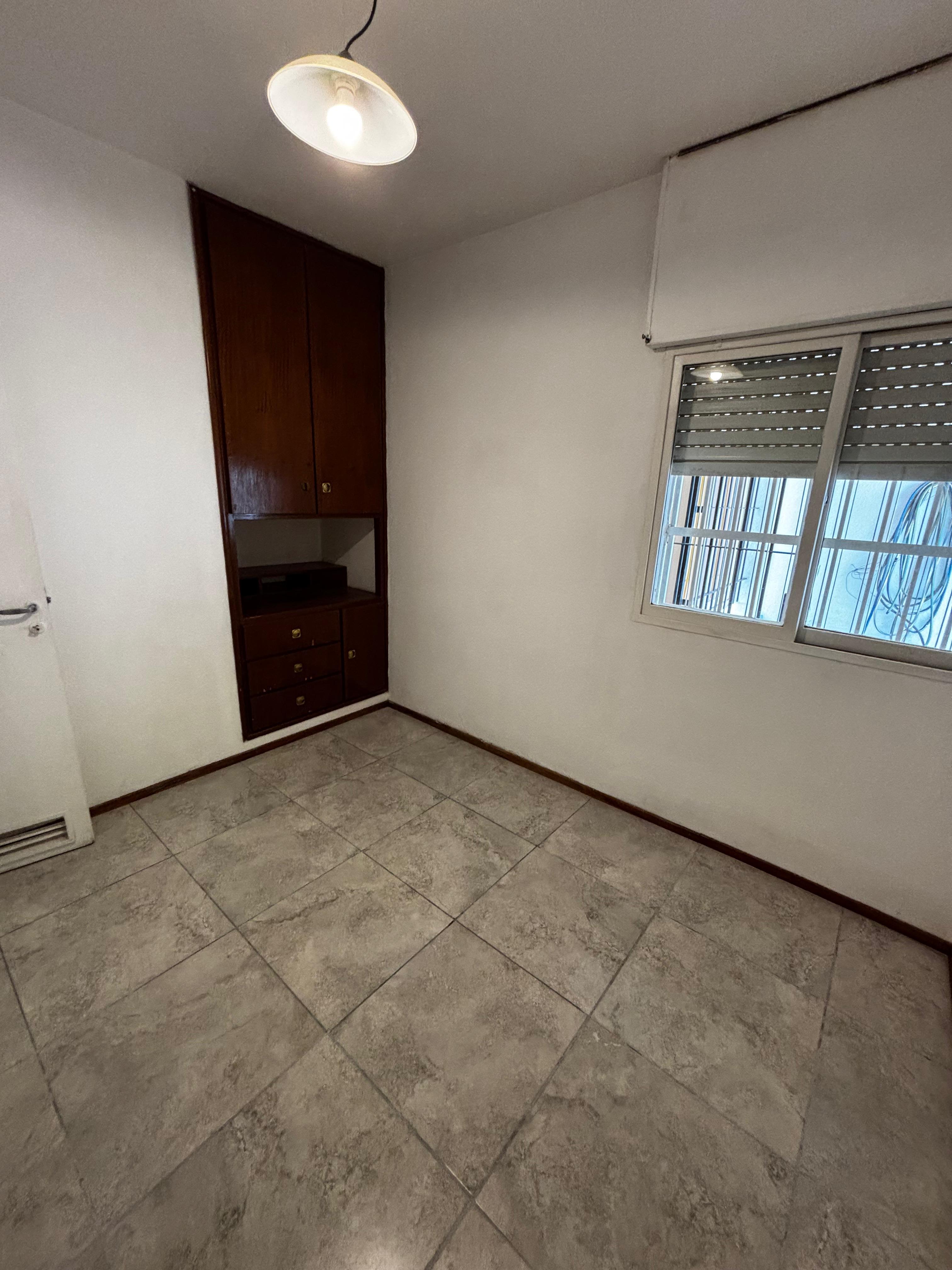 VENTA CASA 4 DORMITORIOS BARRIO CAMUS APTA CREDITO - Foto 6