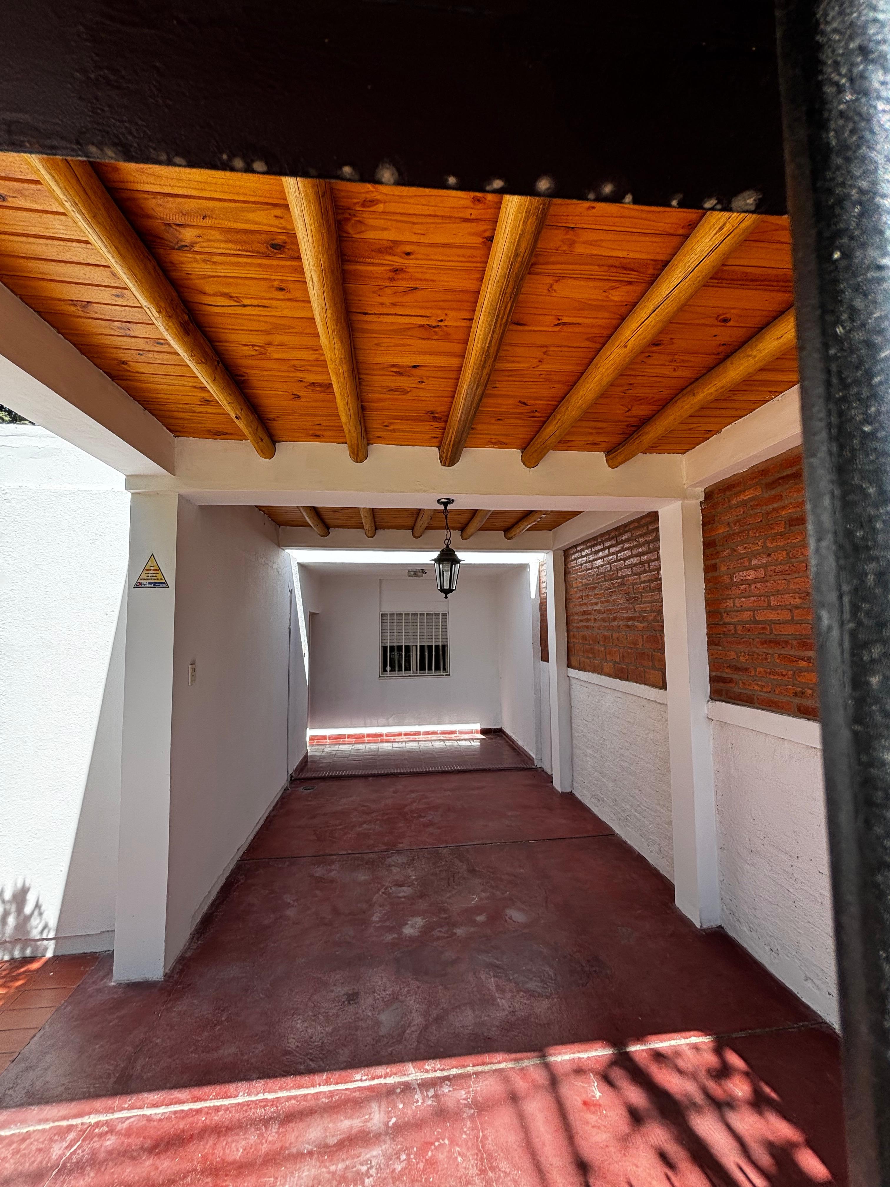 VENTA CASA 4 DORMITORIOS BARRIO CAMUS APTA CREDITO - Foto 13