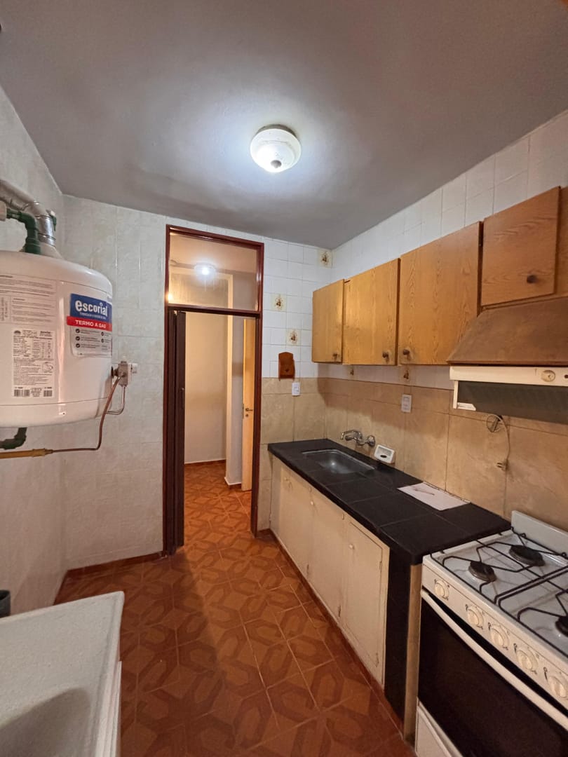 VENTA CASA EN RIVADAVIA 3 DORMITORIOS, ESCRITORIO Y COCHERA PARA 2 VEHICULOS