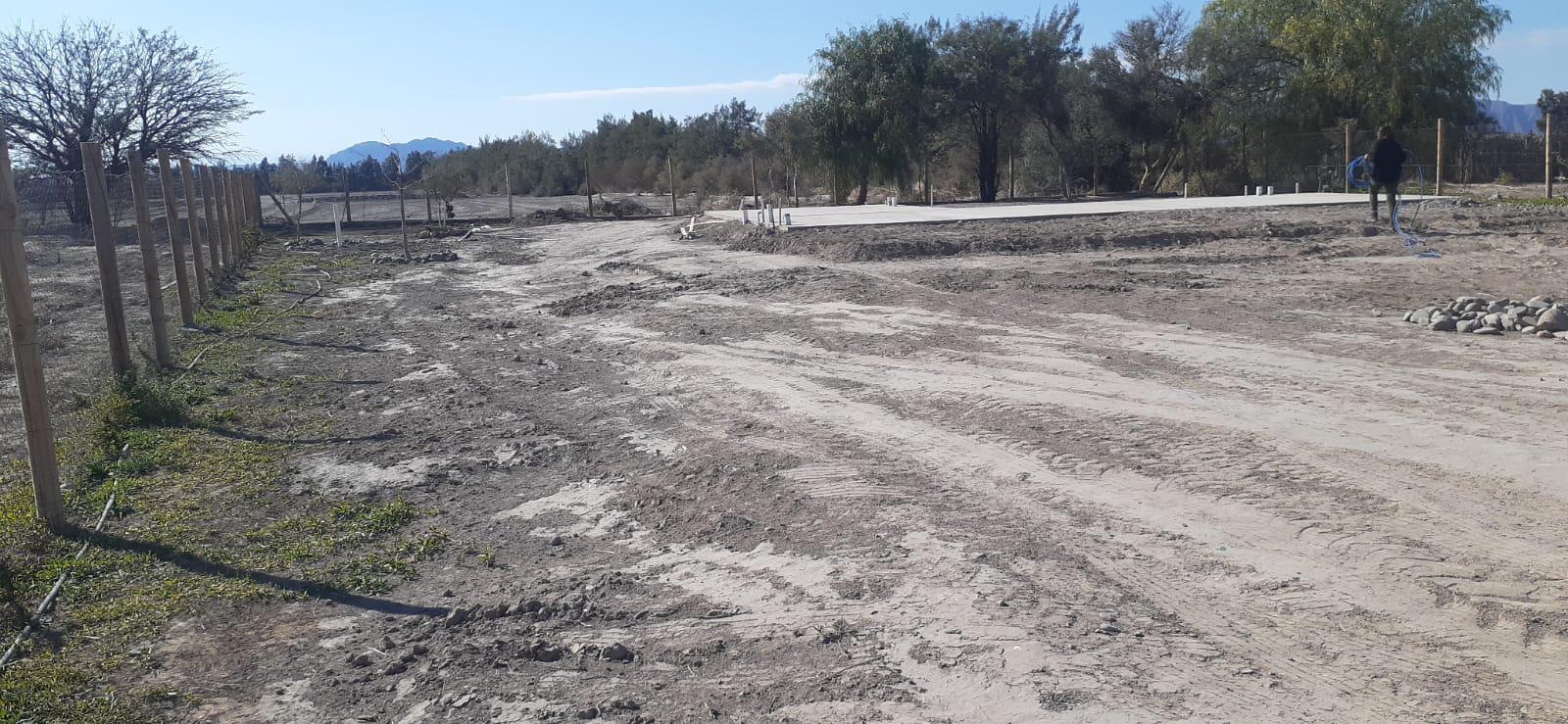 LOTE 3808 M2 NIVELADO CONSTRUCCIÓN INICIADA SERVICIOS ULLUM - Foto 2