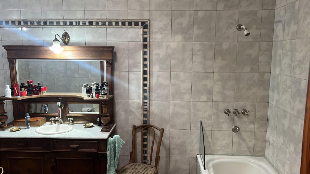 CASA 4 AMBIENTES PISCINA COCHERA DOBLE EN AV LIBERTADOR SANTA LUCÍA - Foto 7