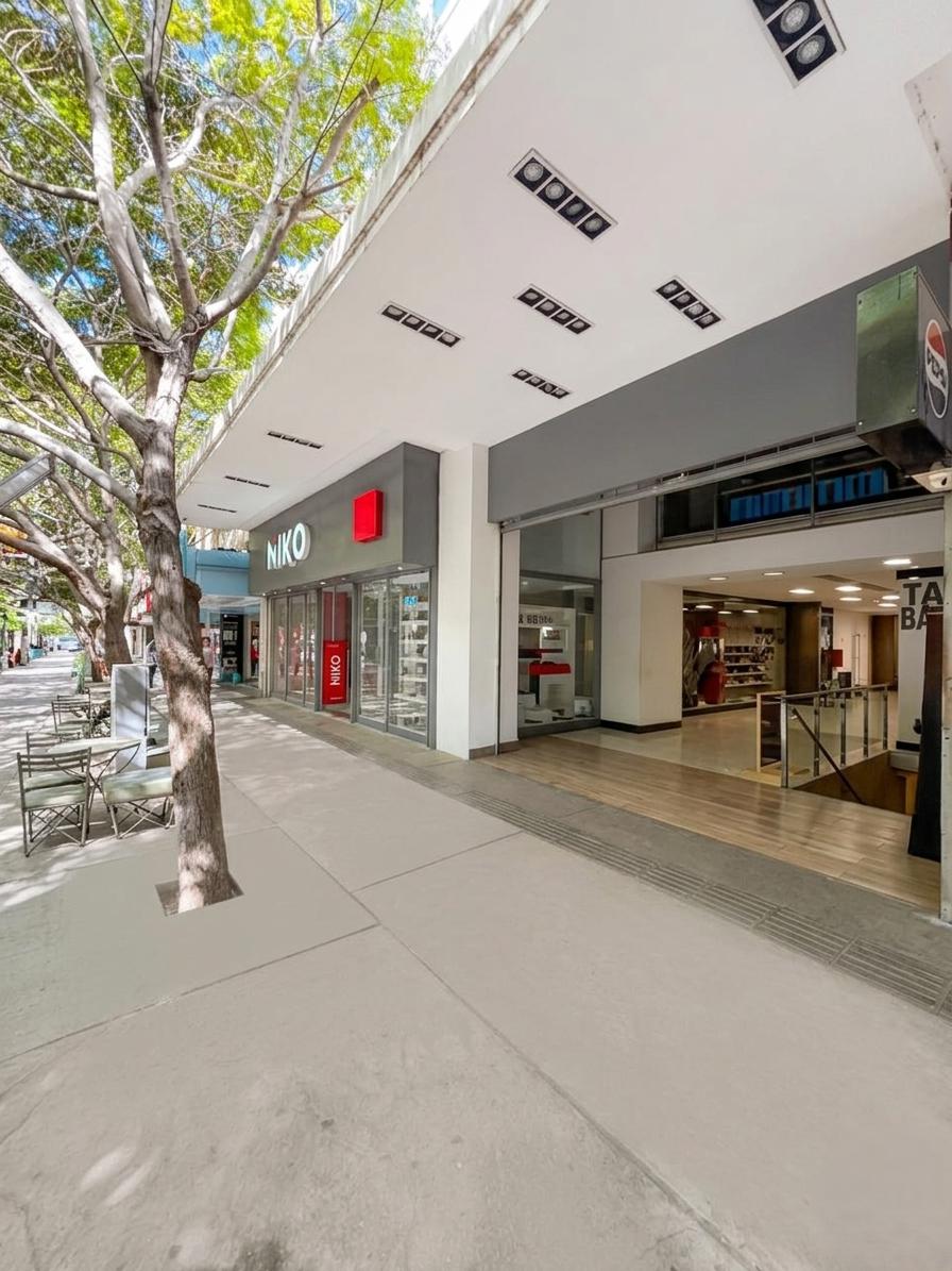 Local comercial en venta en Peatonal Rivadavia San Juan con renta - Foto 2