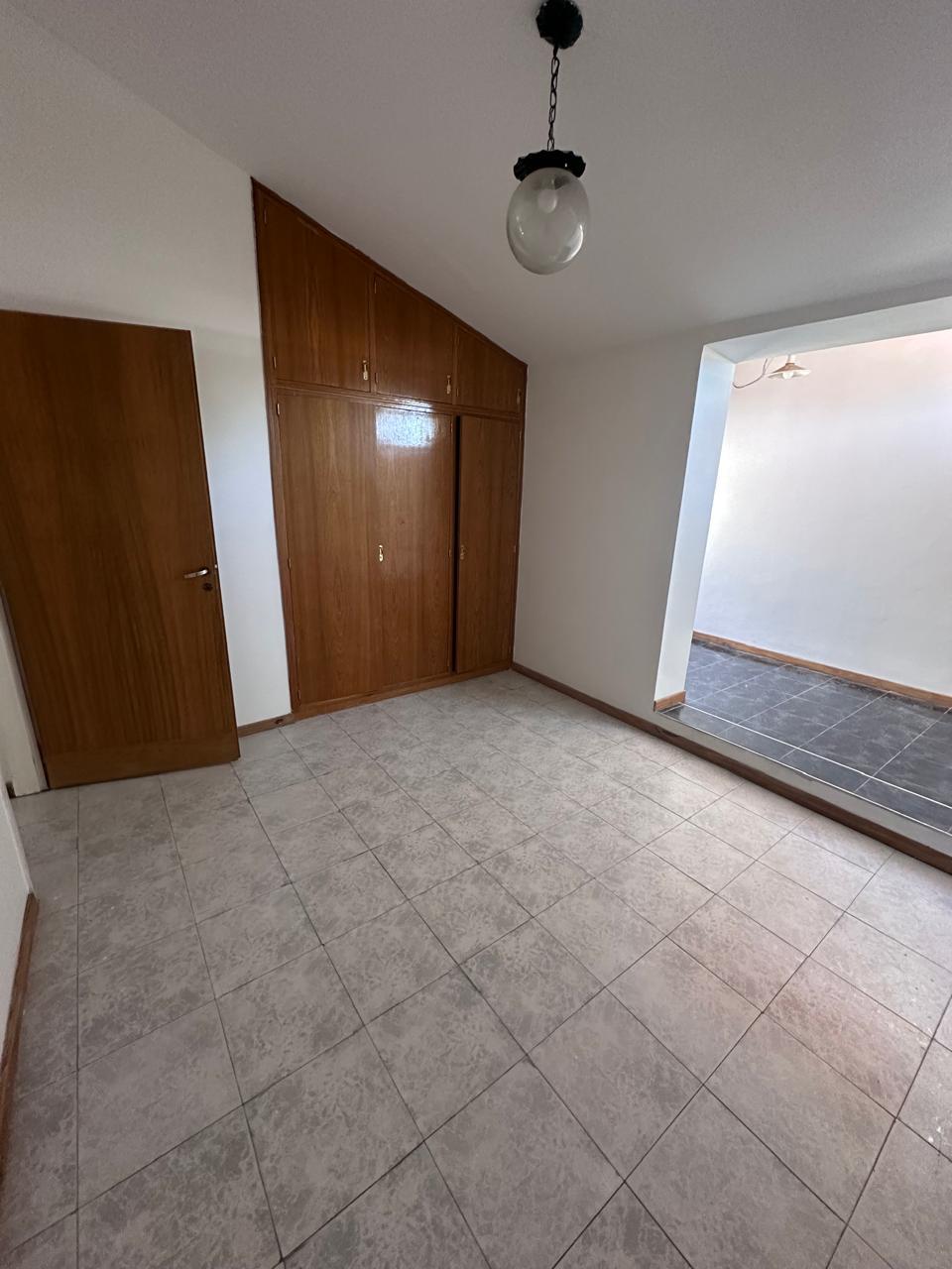 CASA EN VENTA CERCA DEL CENTRO CIVICO, AMBIENTES AMPLIOS - Foto 10