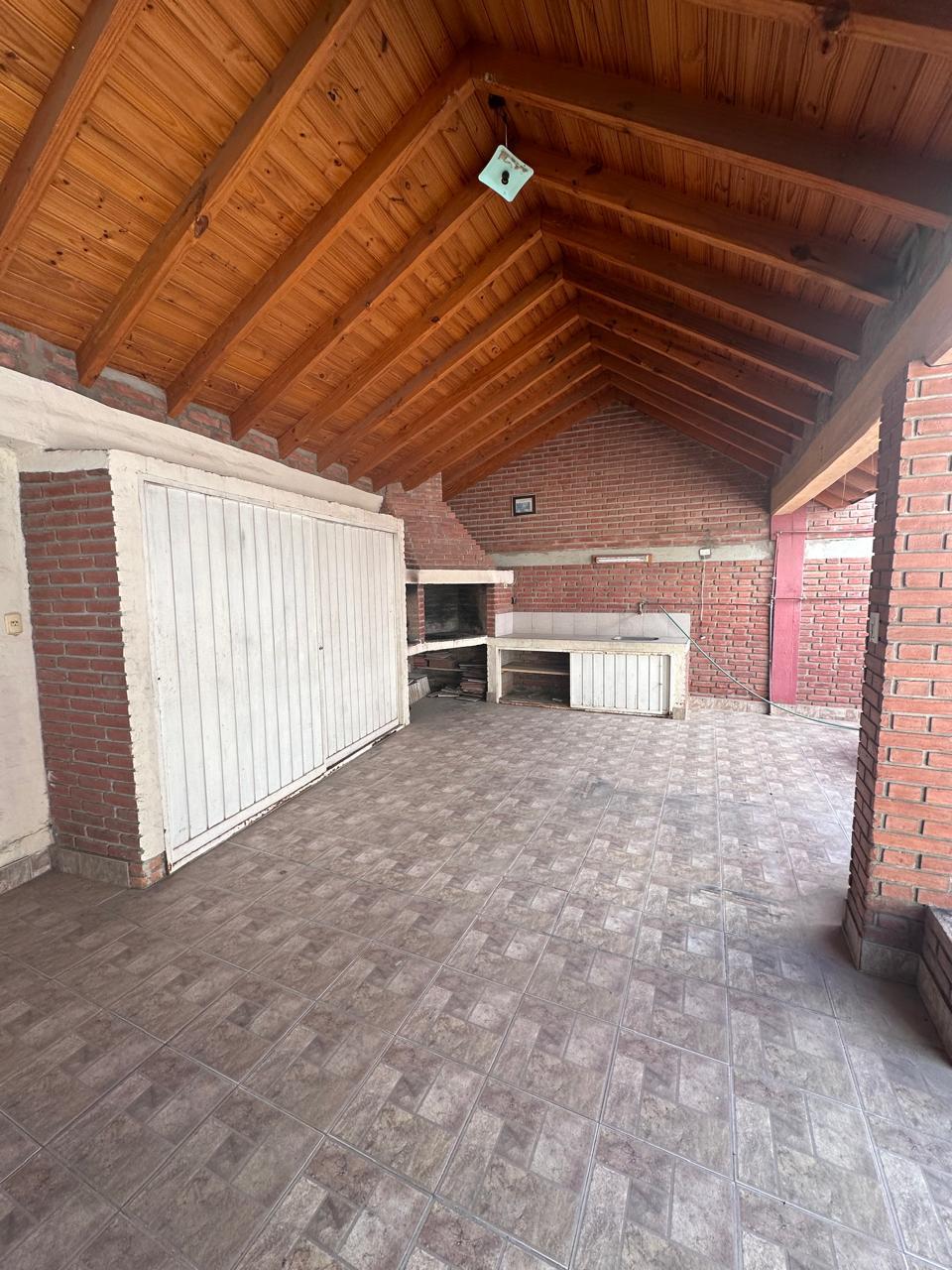 CASA EN VENTA CERCA DEL CENTRO CIVICO, AMBIENTES AMPLIOS - Foto 20