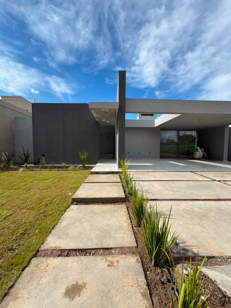 VENTA CASA EN RIVADAVIA SAN JUAN 5 AMBIENTES COCHERA DOBLE - Foto 2